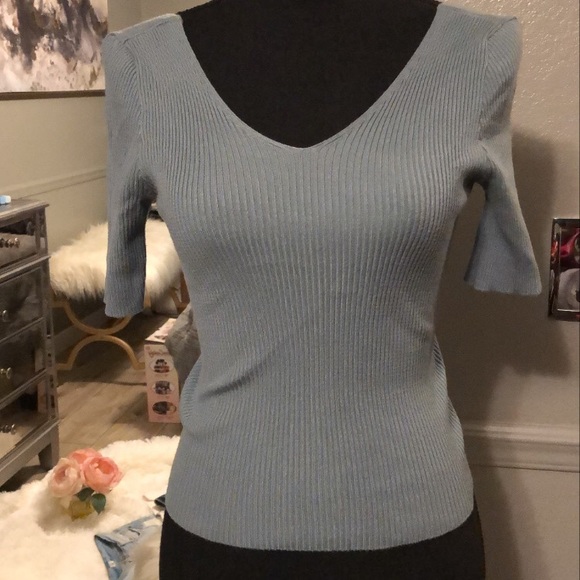 Top - Picture 2 of 2